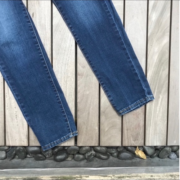 LEVIS Dark Blue High Rise Ankle Skinny Jeans - Picture 4 of 9